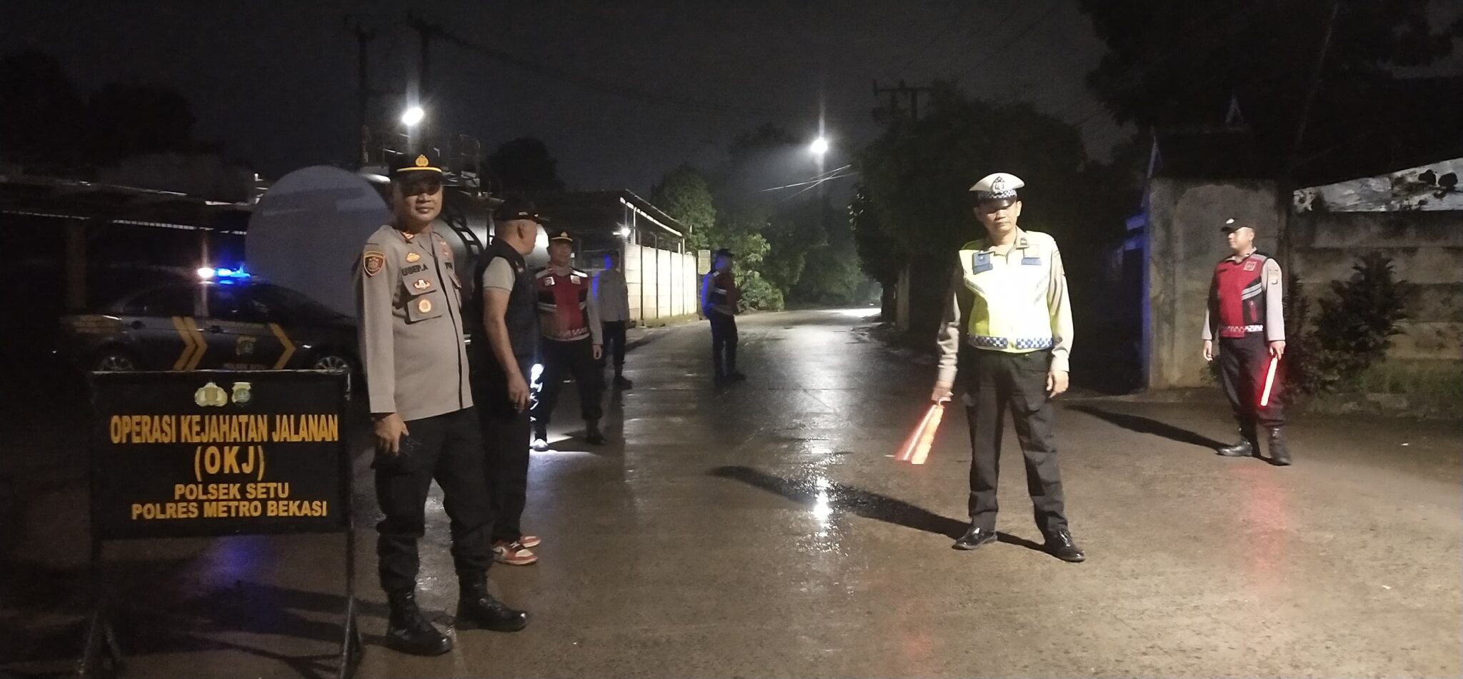 Cegah Kriminalitas, Kapolsek Setu Pimpin Langsung Operasi Kejahatan Jalanan